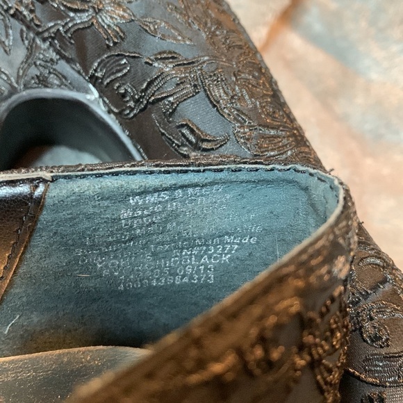 Simply Vera by Vera Wang High Heels - Picture 5 of 5